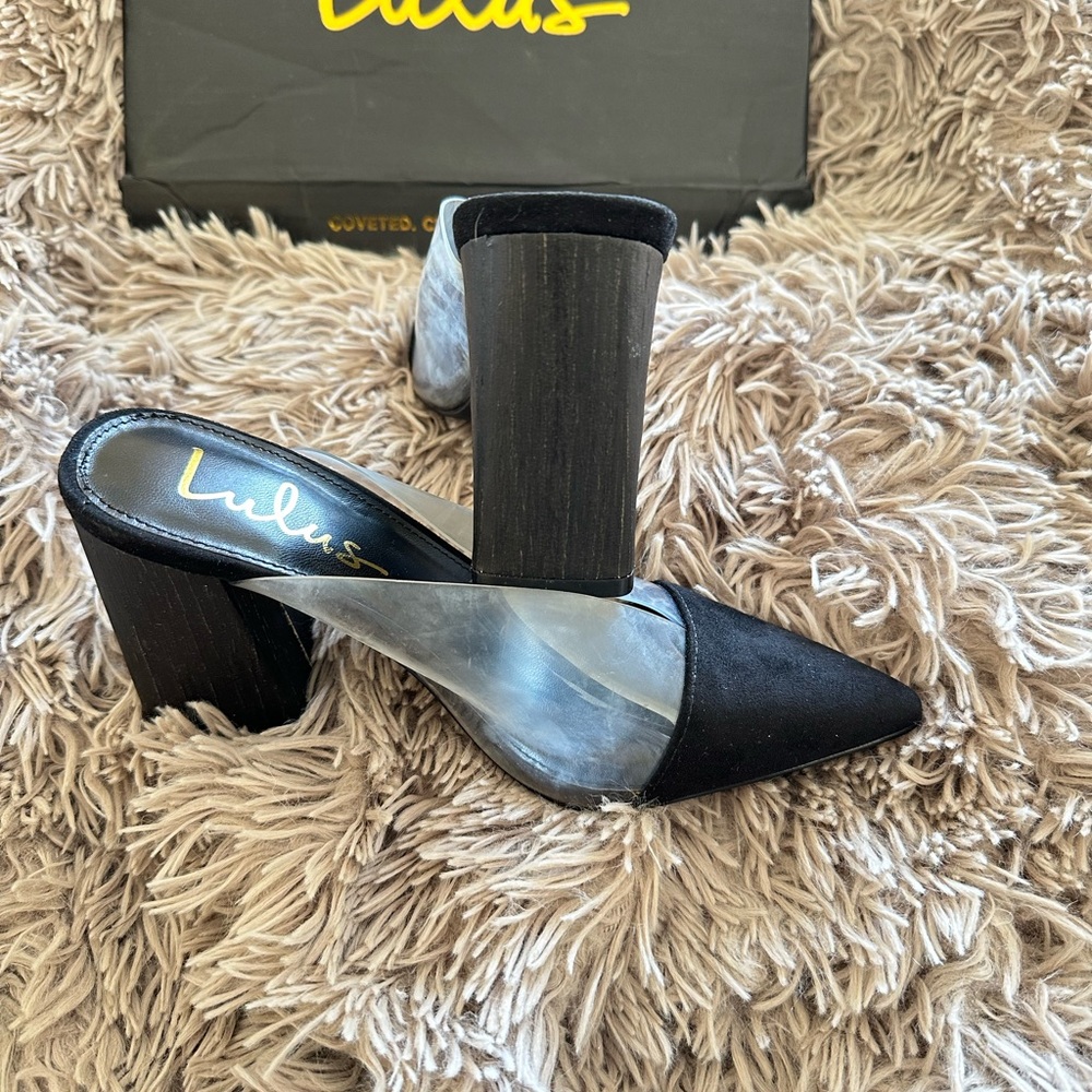 Lulu's Shilo Black and Clear Pointed Heels - Picture 2 of 6